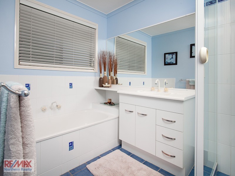 14 Pardalote Place, Cashmere QLD 4500