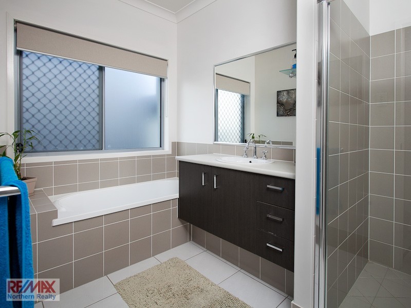 63 Pontiac Circuit, Warner QLD 4500