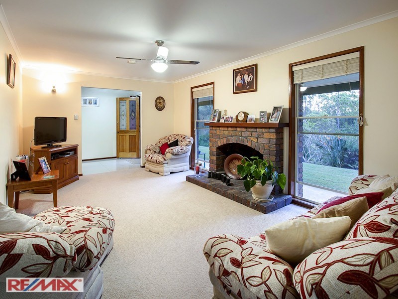 16 Boland Court, Eatons Hill QLD 4037