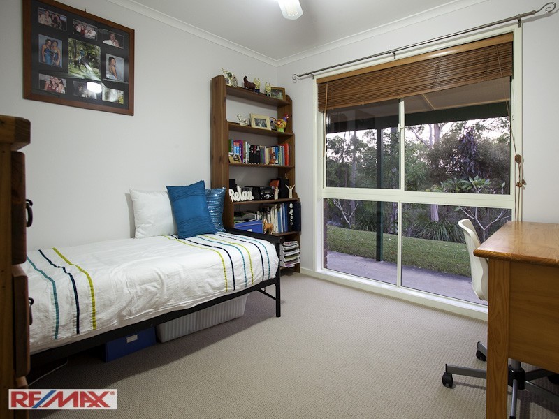 16 Boland Court, Eatons Hill QLD 4037