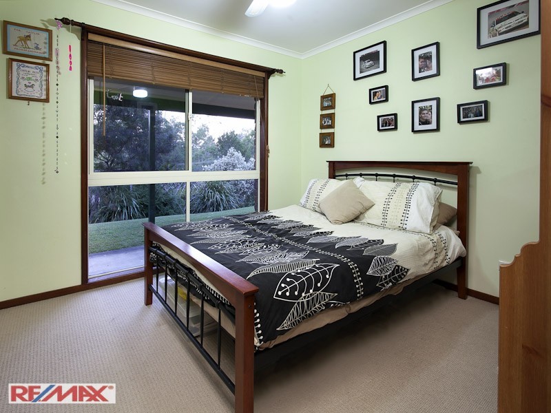 16 Boland Court, Eatons Hill QLD 4037