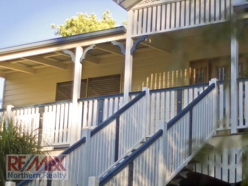 89 SARABAND DR, Eatons Hill QLD 4037