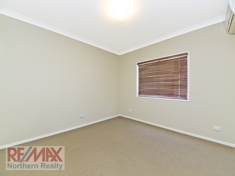 89 SARABAND DR, Eatons Hill QLD 4037