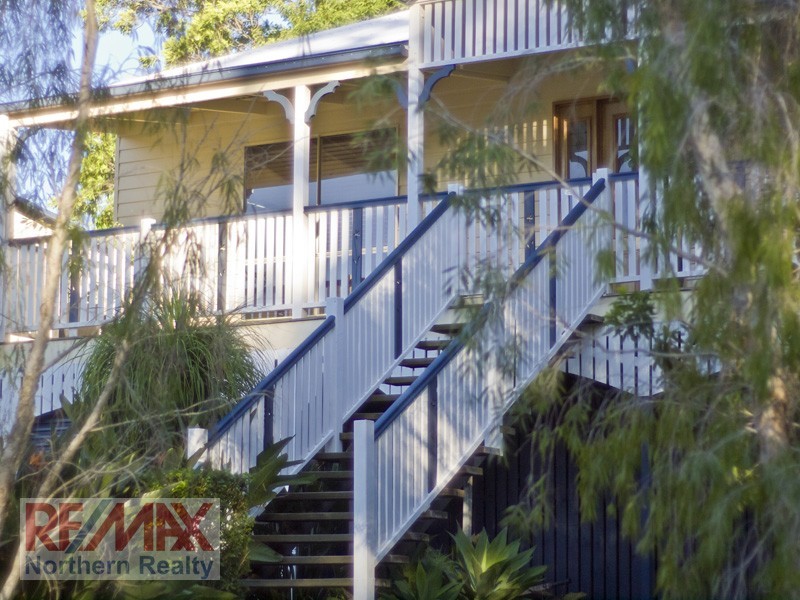 89 SARABAND DR, Eatons Hill QLD 4037