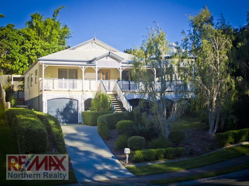 89 SARABAND DR, Eatons Hill QLD 4037