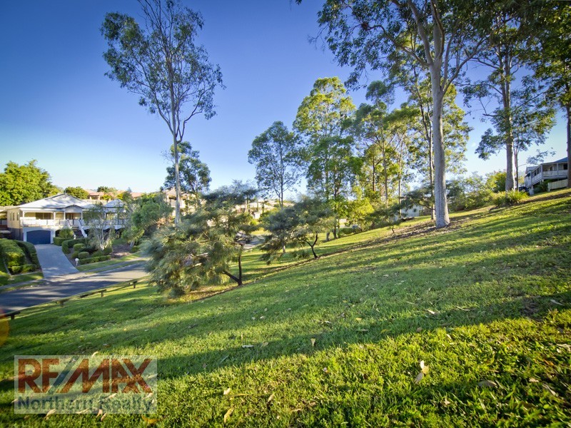 89 SARABAND DR, Eatons Hill QLD 4037