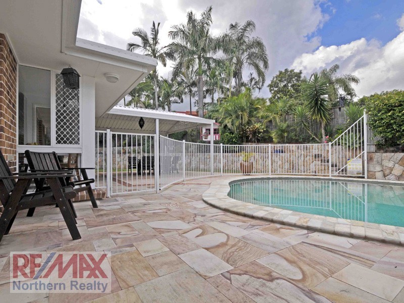 24 Turnberry Cr, Albany Creek QLD 4035