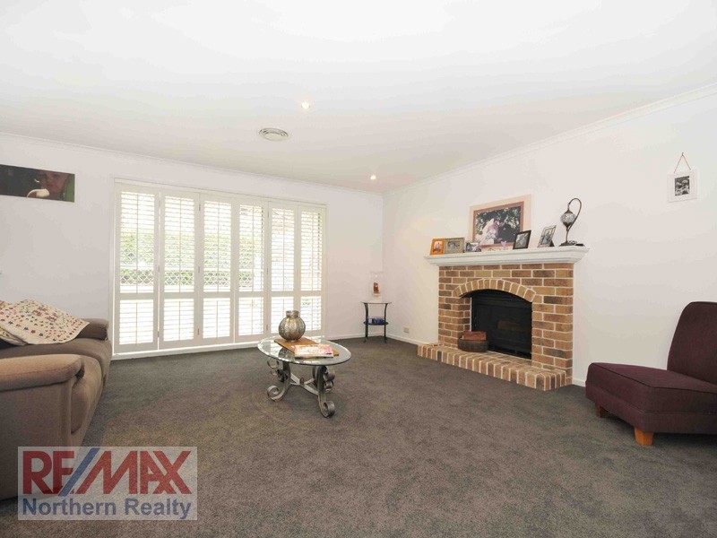 24 Turnberry Cr, Albany Creek QLD 4035