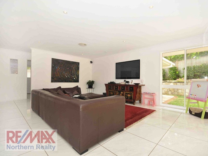 24 Turnberry Cr, Albany Creek QLD 4035