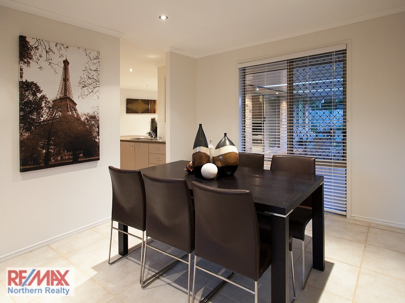 81 Oakwood Rd, Warner QLD 4500