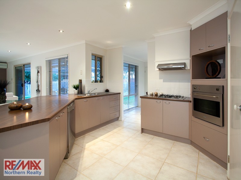 81 Oakwood Rd, Warner QLD 4500