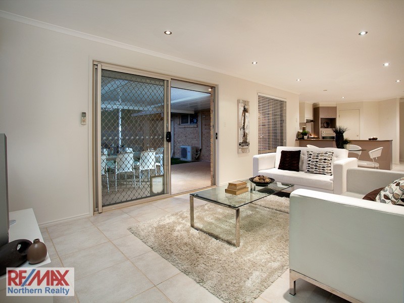 81 Oakwood Rd, Warner QLD 4500