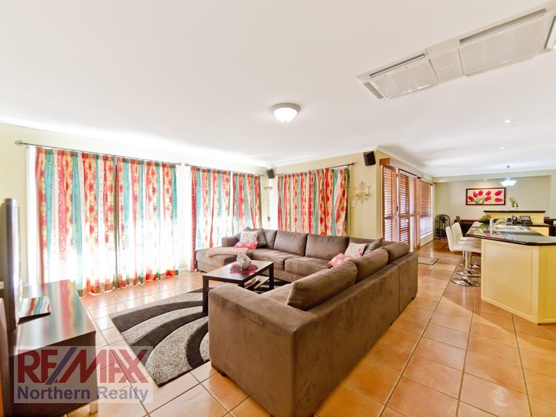 20 Brian Morrison Dr, Albany Creek QLD 4035