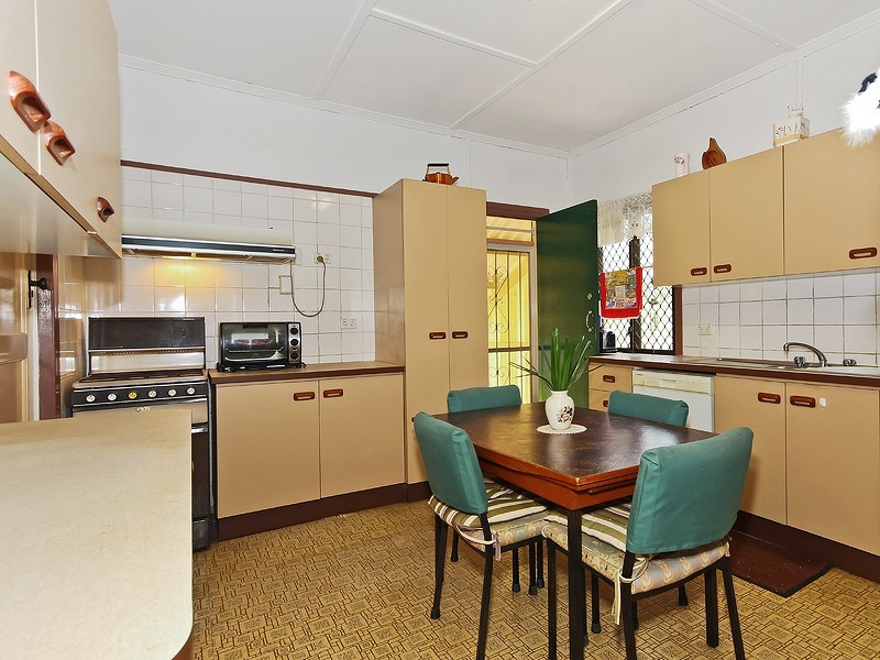 84 Dorrigo Street, Kedron QLD 4031