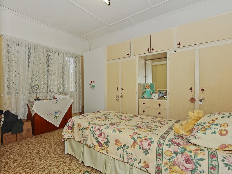 84 Dorrigo Street, Kedron QLD 4031