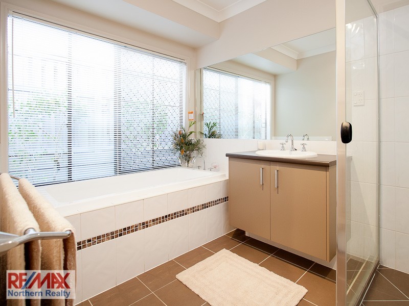 22 Bayberry Crescent, Warner QLD 4500