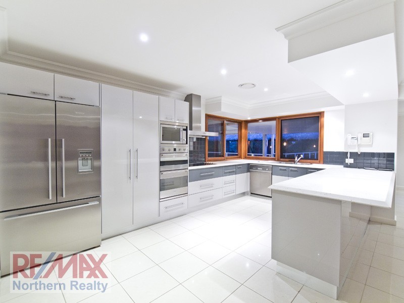 10 Terben Street, Warner QLD 4500