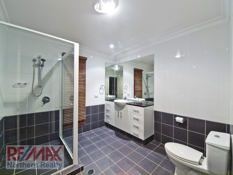 10 Terben Street, Warner QLD 4500