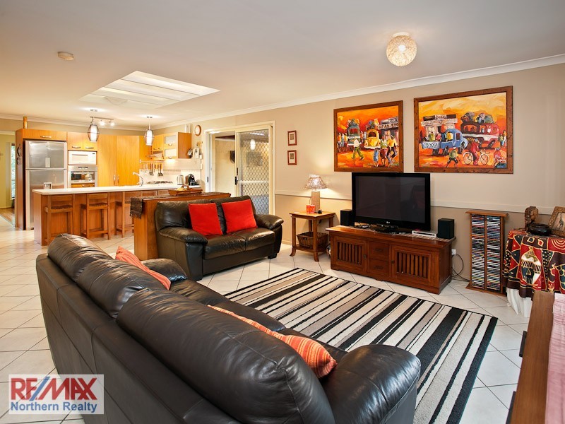 10 McIllwraith Road, Joyner QLD 4500