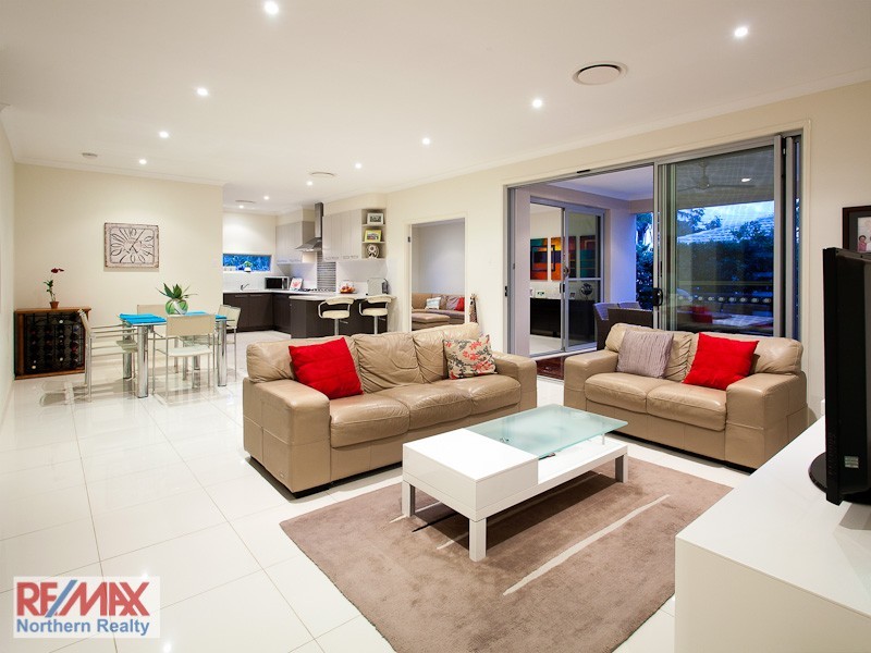 7 Evergreen Street, Mitchelton QLD 4053