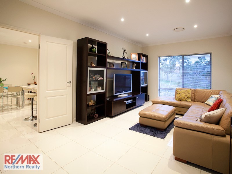 7 Evergreen Street, Mitchelton QLD 4053