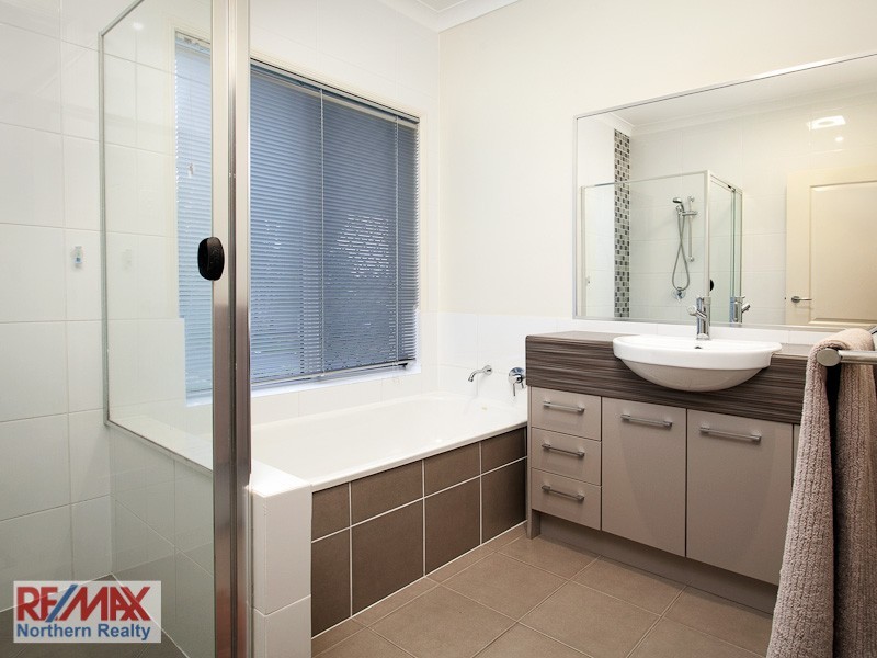 7 Evergreen Street, Mitchelton QLD 4053