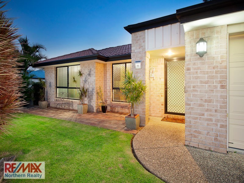 11 Rothschild Street, Eatons Hill QLD 4037