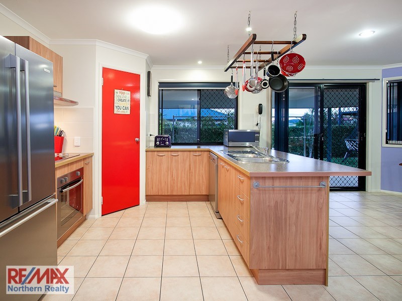 11 Rothschild Street, Eatons Hill QLD 4037