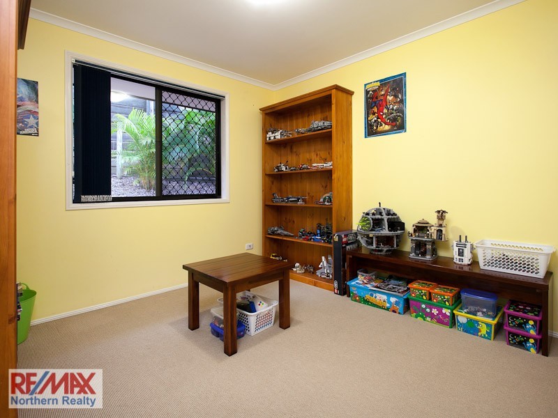 11 Rothschild Street, Eatons Hill QLD 4037