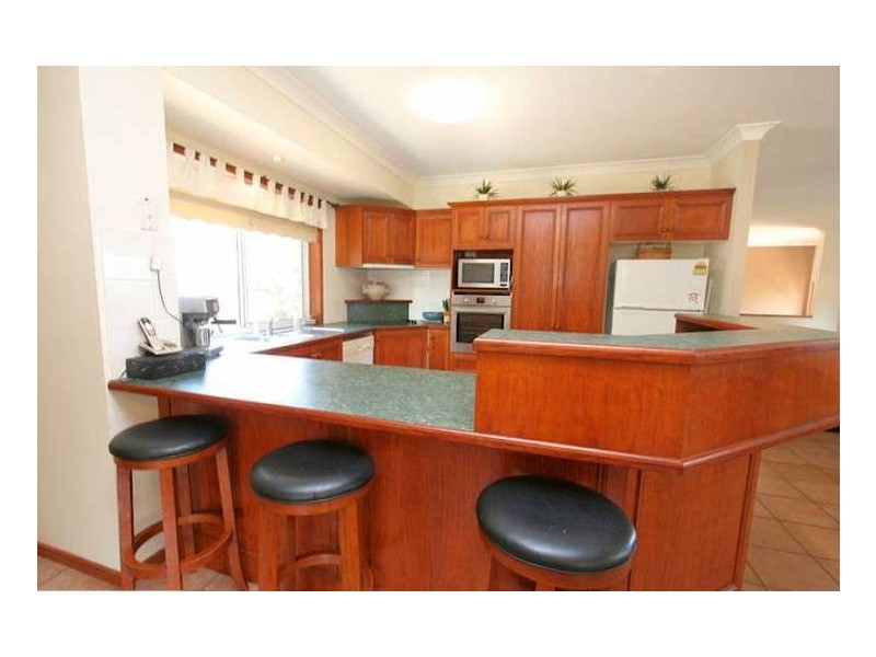 16 Turpentine Court, Albany Creek QLD 4035