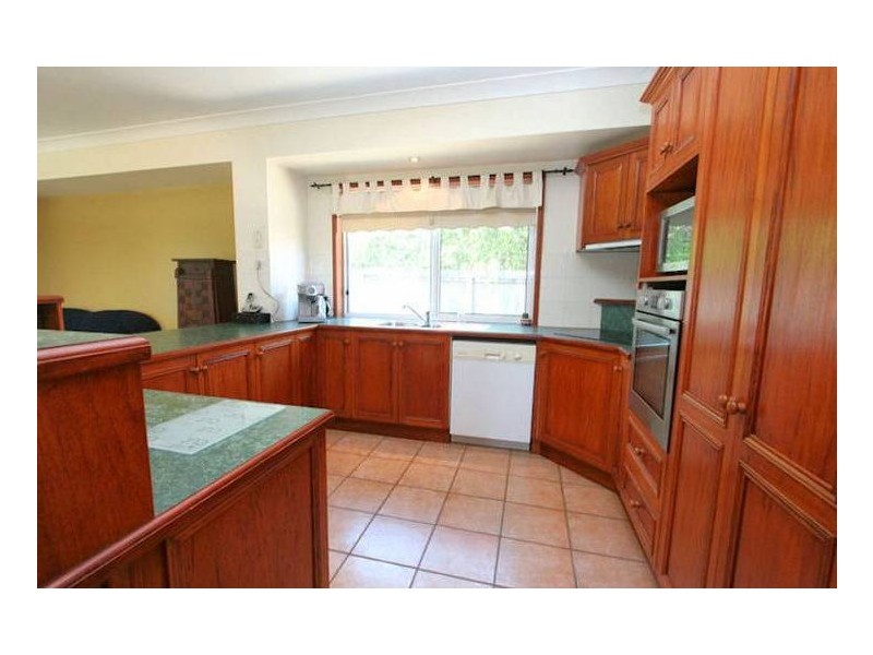 16 Turpentine Court, Albany Creek QLD 4035