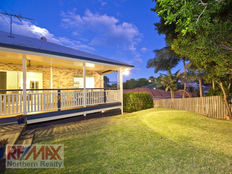 3 Tonnere Court, Eatons Hill QLD 4037