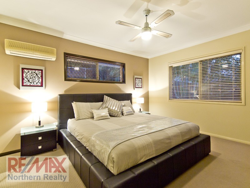 3 Tonnere Court, Eatons Hill QLD 4037