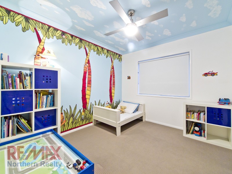 3 Tonnere Court, Eatons Hill QLD 4037