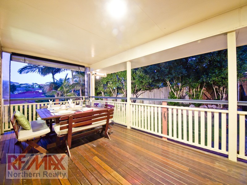 3 Tonnere Court, Eatons Hill QLD 4037