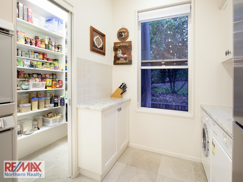 25 Cadiz Street, Indooroopilly QLD 4068