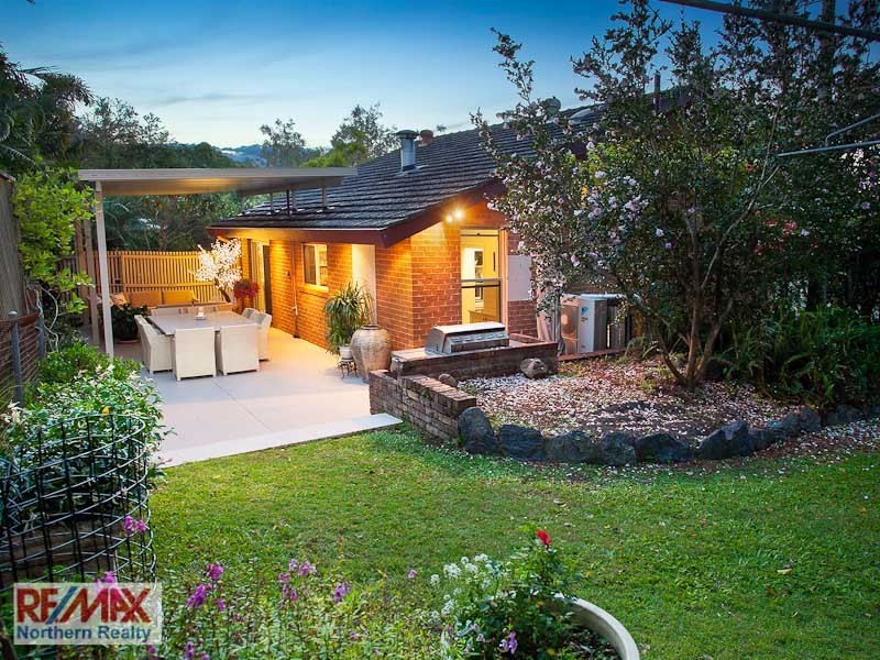 25 Cadiz Street, Indooroopilly QLD 4068