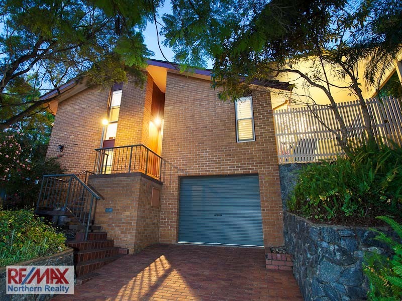 25 Cadiz Street, Indooroopilly QLD 4068