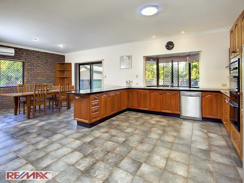 5 Calais Court, Joyner QLD 4500