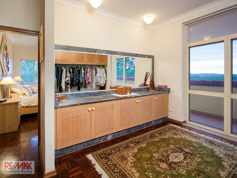 846 Clear Mountain Road, Clear Mountain QLD 4500