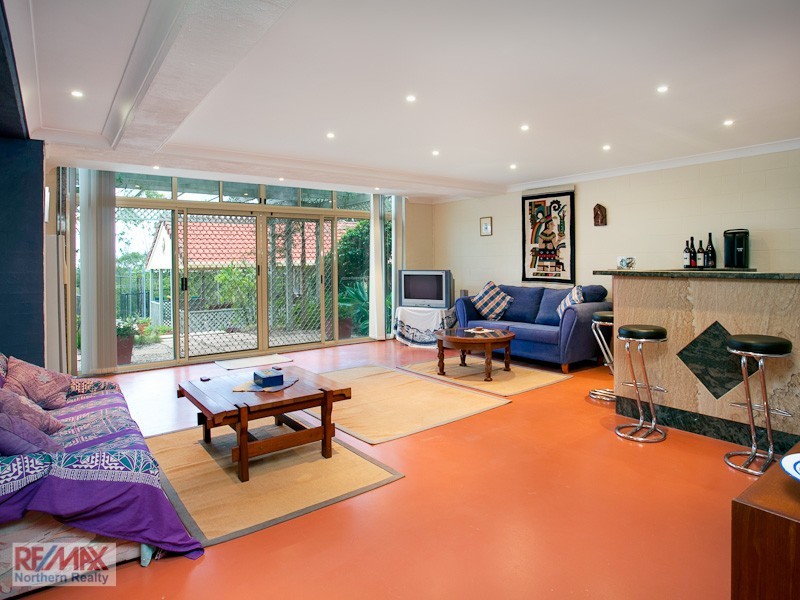 846 Clear Mountain Road, Clear Mountain QLD 4500