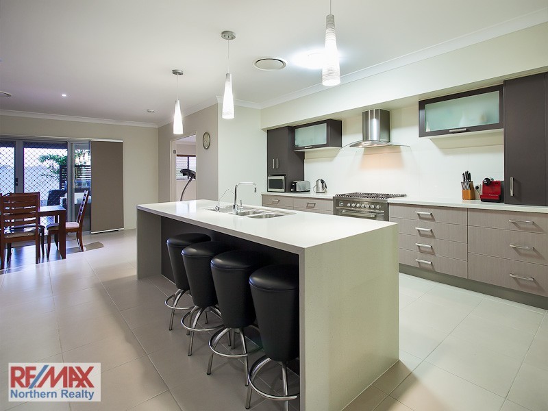 27 Barambah Circuit, Warner QLD 4500