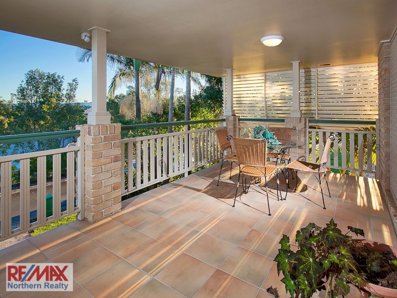 56 Washbrook Crescent, Petrie QLD 4502