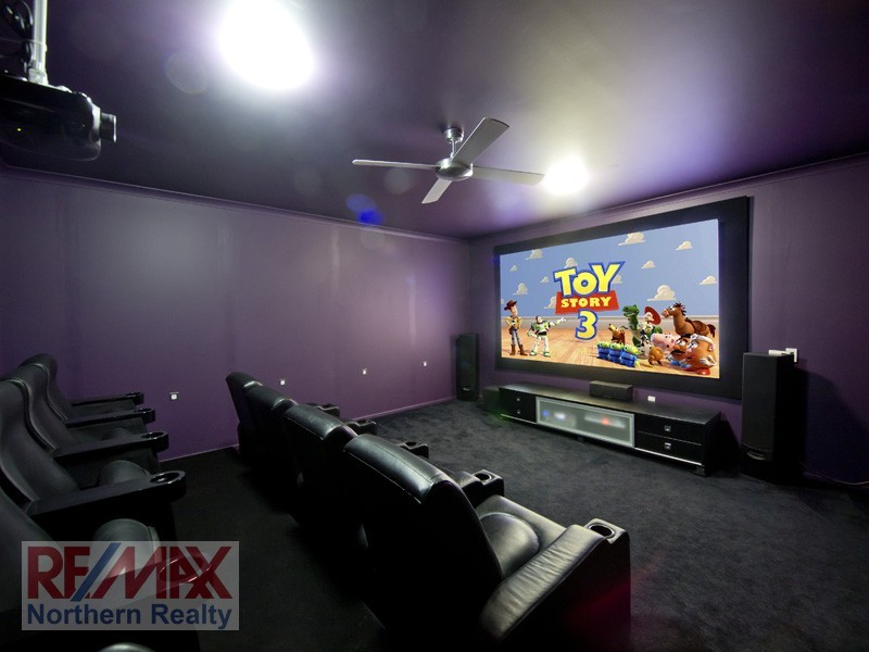 12 Allamanda Crescent, Albany Creek QLD 4035