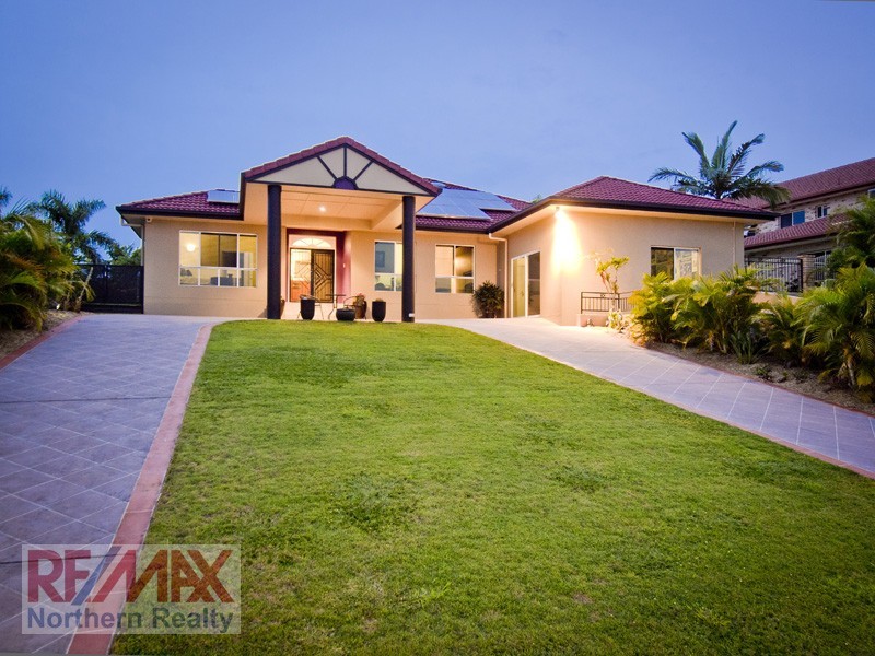 12 Allamanda Crescent, Albany Creek QLD 4035