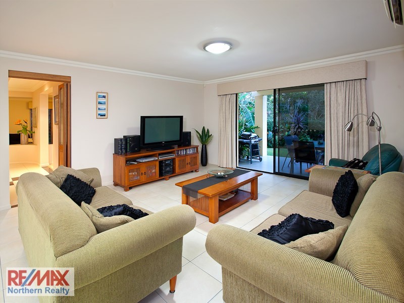 12 Country Club Drive, Albany Creek QLD 4035