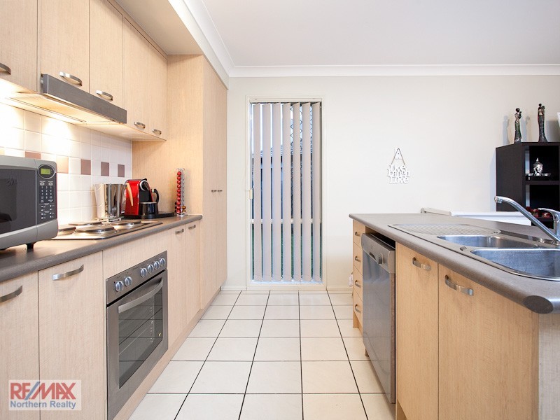 9 Bison Court, Warner QLD 4500