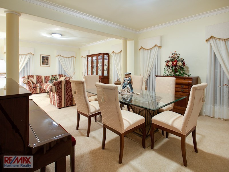 4 Clarence Street, Murrumba Downs QLD 4503