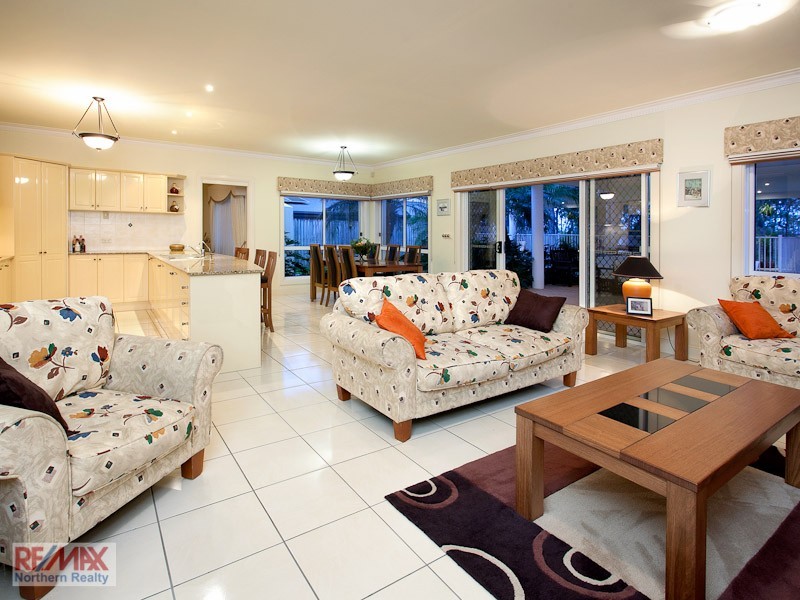 4 Clarence Street, Murrumba Downs QLD 4503