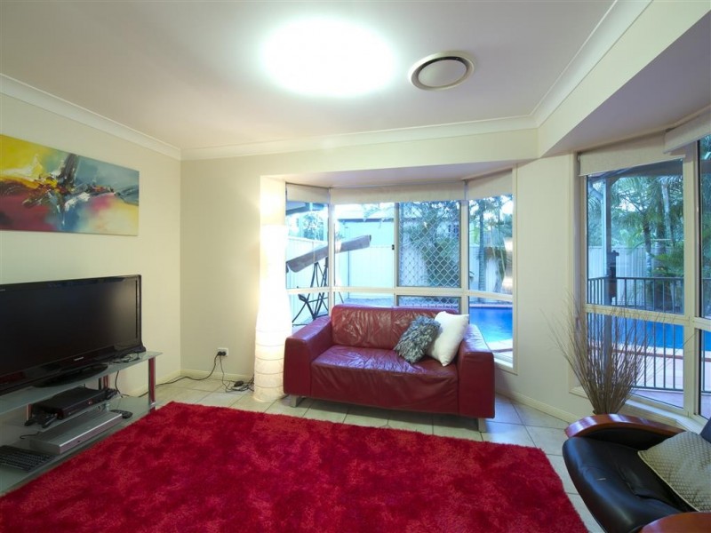 15 Elderberry Court, Eatons Hill QLD 4037